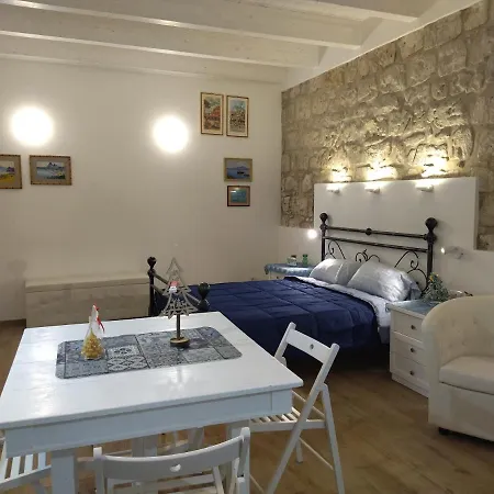 The White House Apartment Carloforte (Isola di San Pietro)